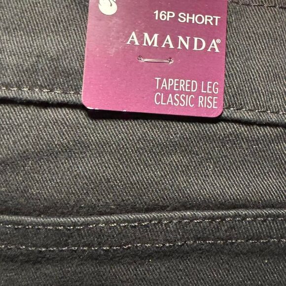 Gloria Vanderbilt Amanda Jeans 16P Short Black Tapered Leg Classic Rise Supreme - Picture 4 of 6